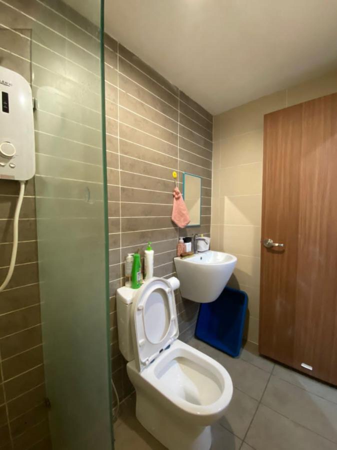 Kuching Kozi Square Homestay Apartment Luaran gambar